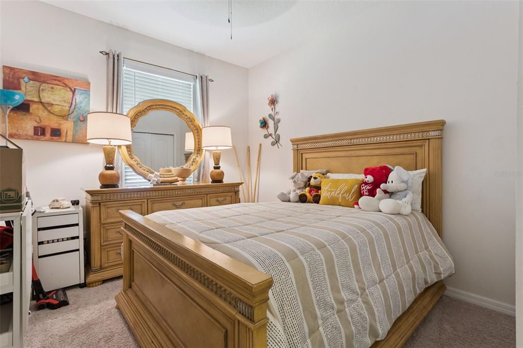На продажу: $405,000 (4 спален, 3 ванн, 2625 Квадратных фут)