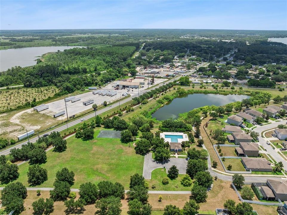 На продажу: $405,000 (4 спален, 3 ванн, 2625 Квадратных фут)
