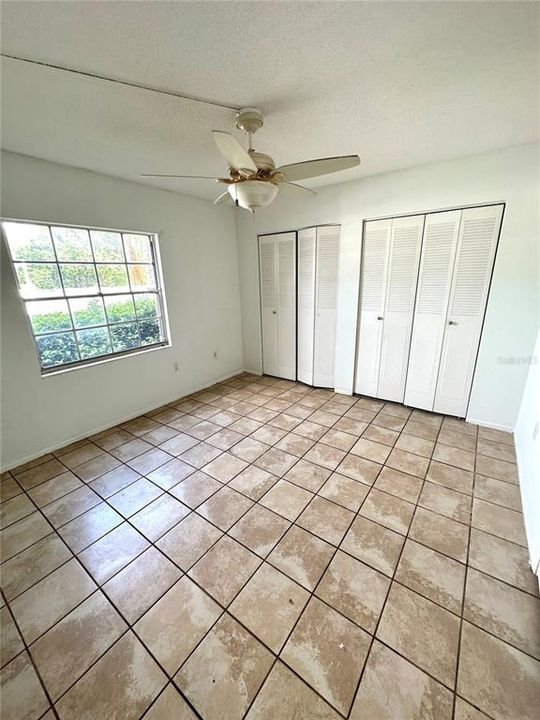 For Rent: $1,200 (1 beds, 1 baths, 650 Square Feet)