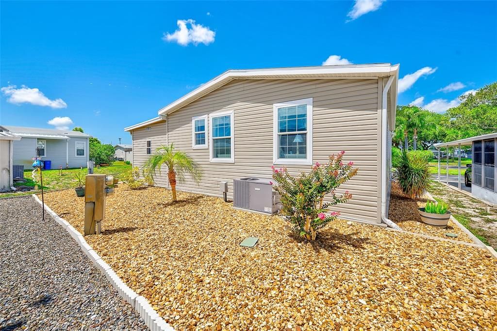 For Sale: $259,900 (3 beds, 2 baths, 1382 Square Feet)