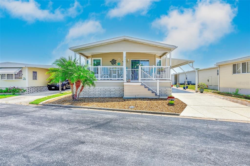 For Sale: $259,900 (3 beds, 2 baths, 1382 Square Feet)