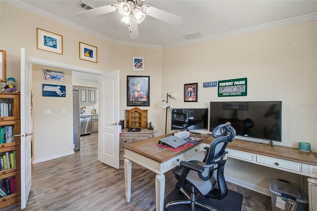 For Sale: $259,900 (3 beds, 2 baths, 1382 Square Feet)
