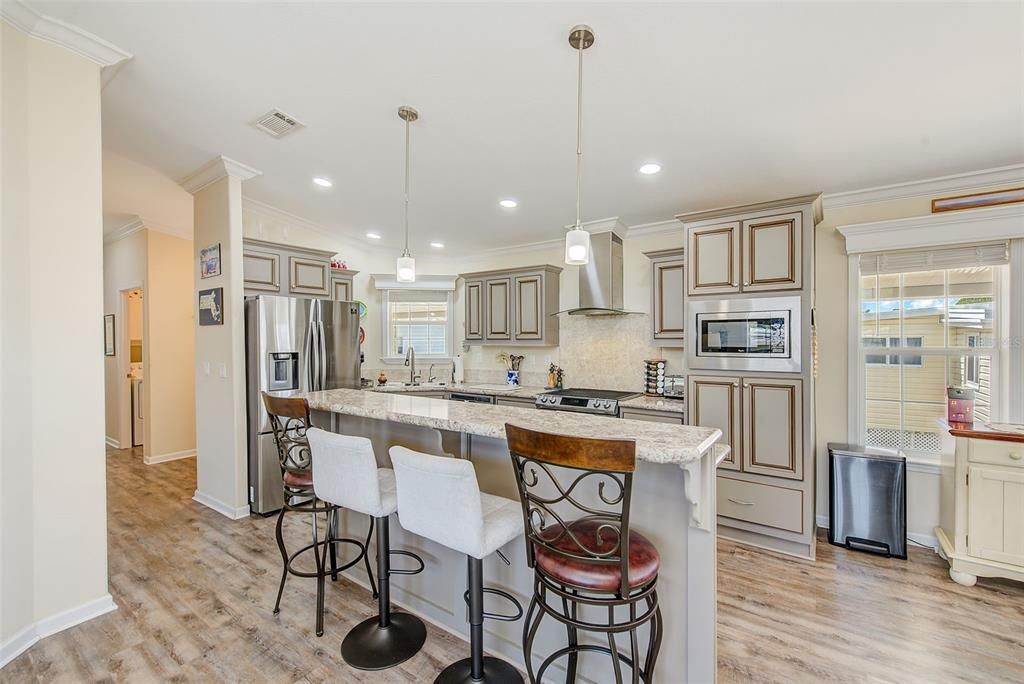 For Sale: $259,900 (3 beds, 2 baths, 1382 Square Feet)