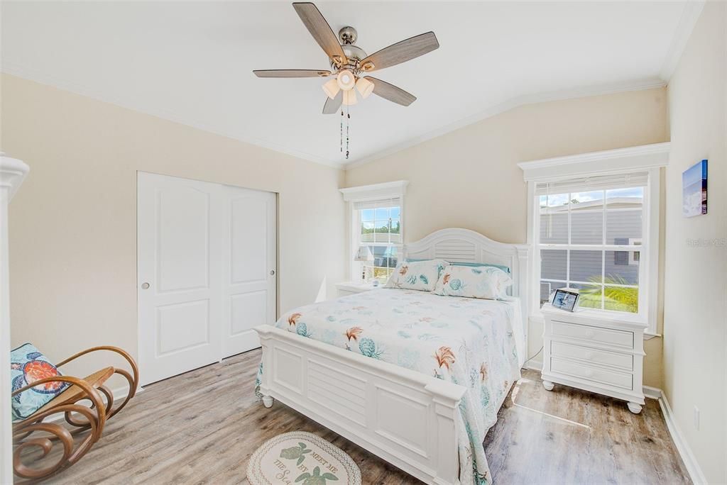 For Sale: $259,900 (3 beds, 2 baths, 1382 Square Feet)