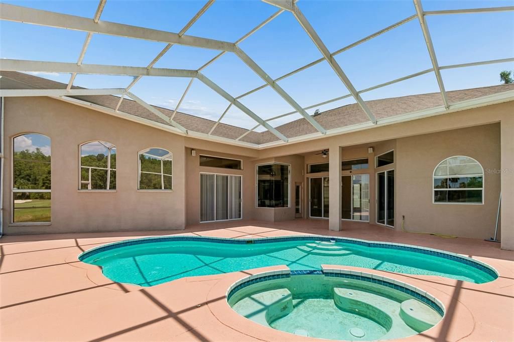 En Venta: $799,000 (4 camas, 3 baños, 3773 Pies cuadrados)