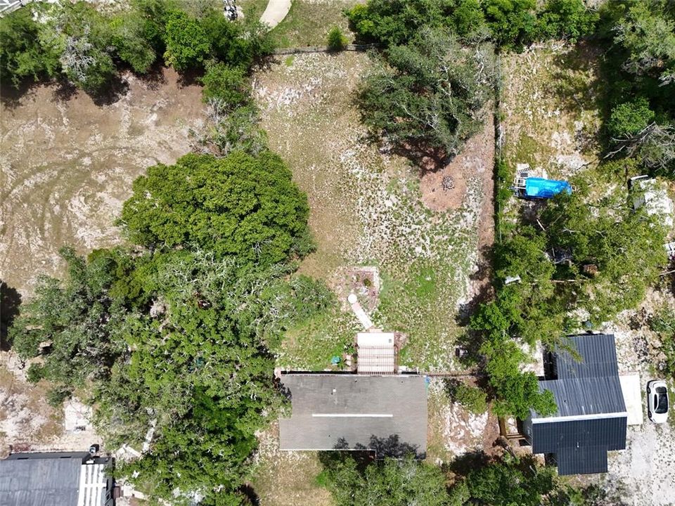 For Sale: $325,000 (2 beds, 1 baths, 920 Square Feet)