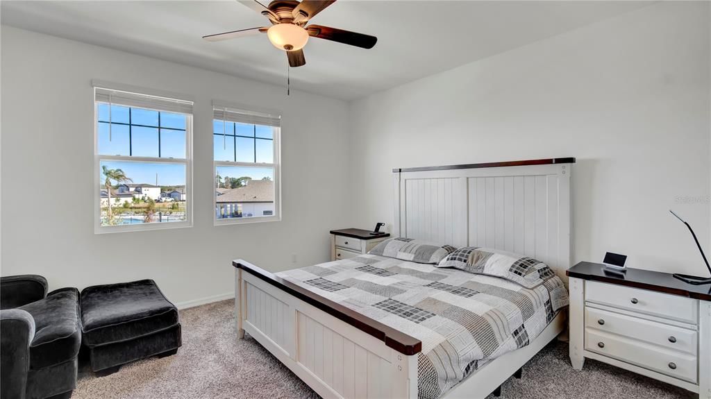For Sale: $390,000 (4 beds, 2 baths, 2011 Square Feet)