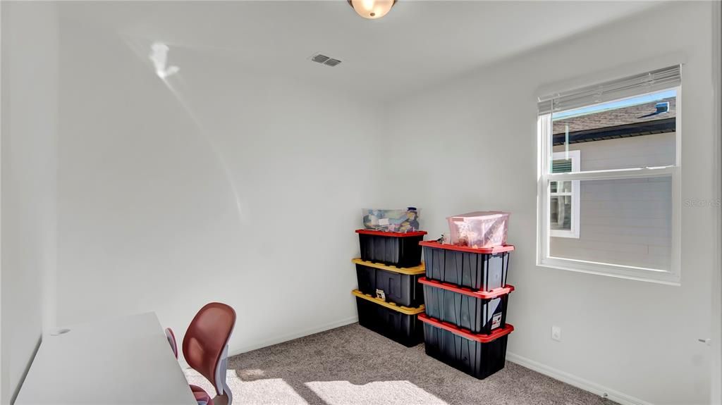 For Sale: $390,000 (4 beds, 2 baths, 2011 Square Feet)