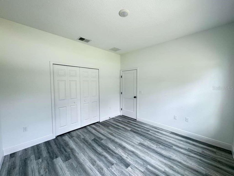В аренду: $1,995 (4 спален, 2 ванн, 1774 Квадратных фут)