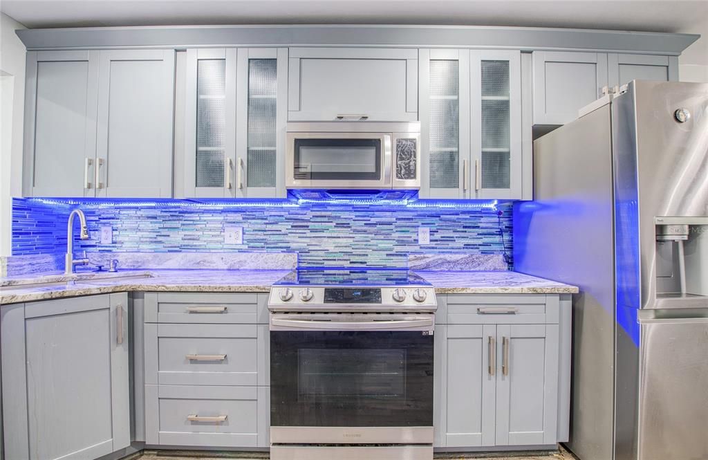 For Rent: $2,350 (3 beds, 2 baths, 1410 Square Feet)