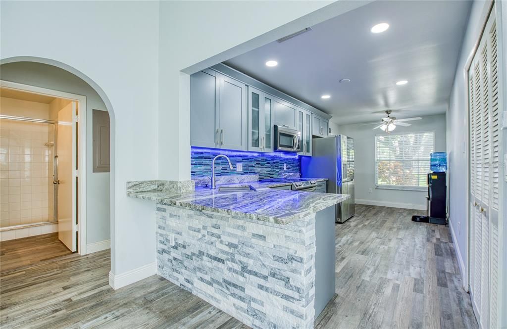 For Rent: $2,350 (3 beds, 2 baths, 1410 Square Feet)