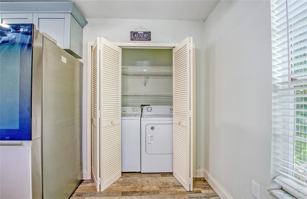 For Rent: $2,350 (3 beds, 2 baths, 1410 Square Feet)