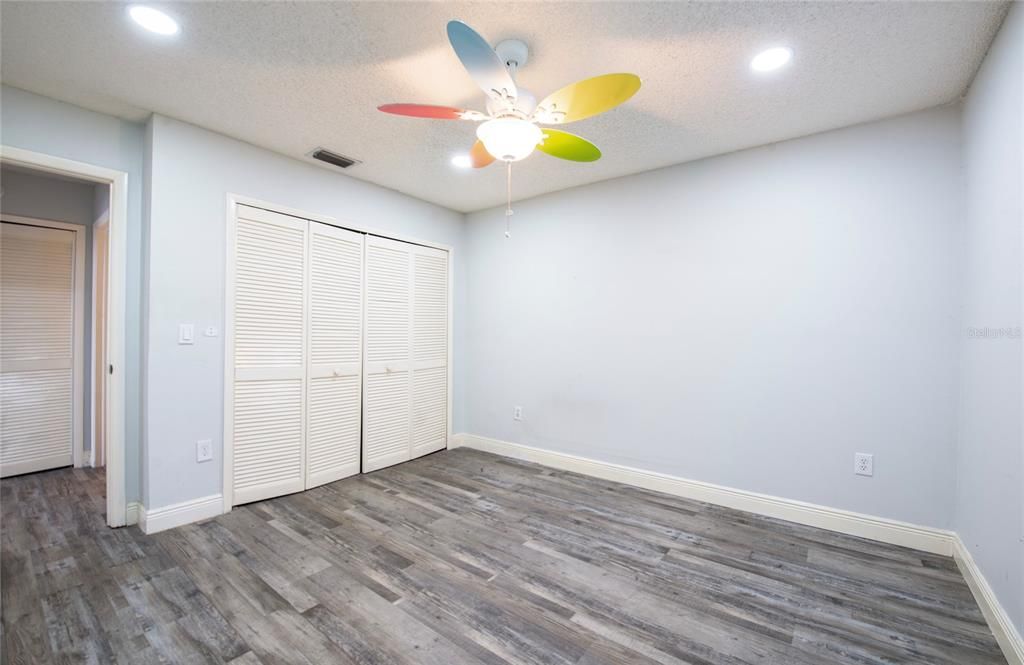 For Rent: $2,350 (3 beds, 2 baths, 1410 Square Feet)