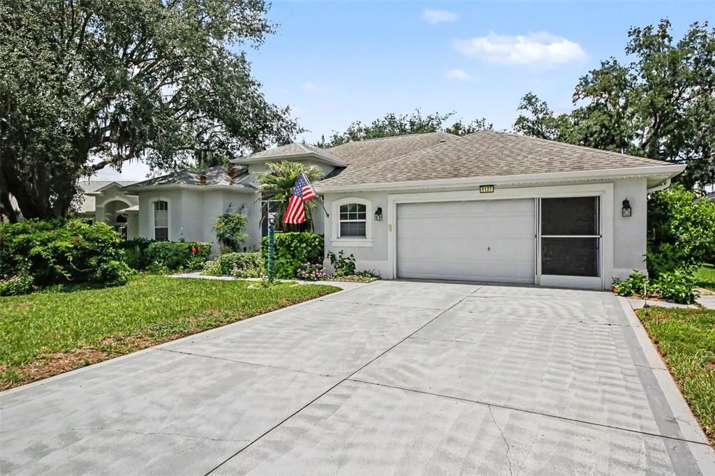 For Sale: $379,900 (3 beds, 2 baths, 2386 Square Feet)