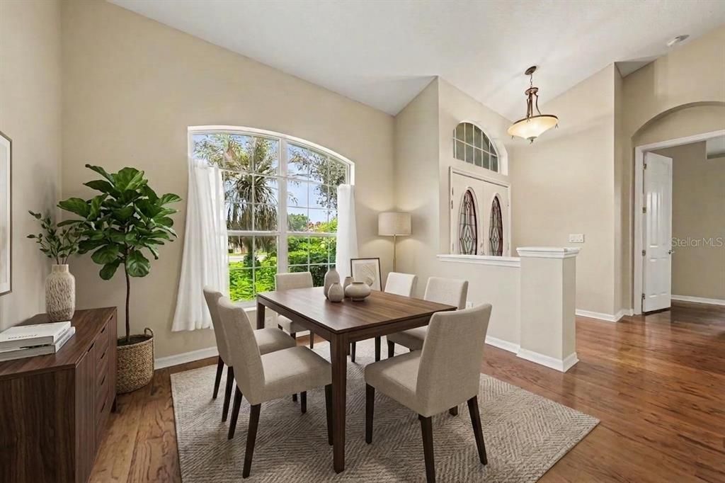 For Sale: $379,900 (3 beds, 2 baths, 2386 Square Feet)