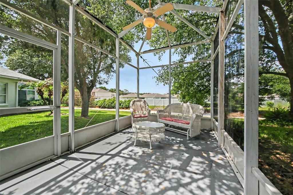 For Sale: $379,900 (3 beds, 2 baths, 2386 Square Feet)