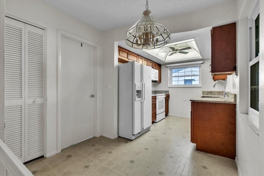 En Venta: $165,000 (2 camas, 2 baños, 1543 Pies cuadrados)
