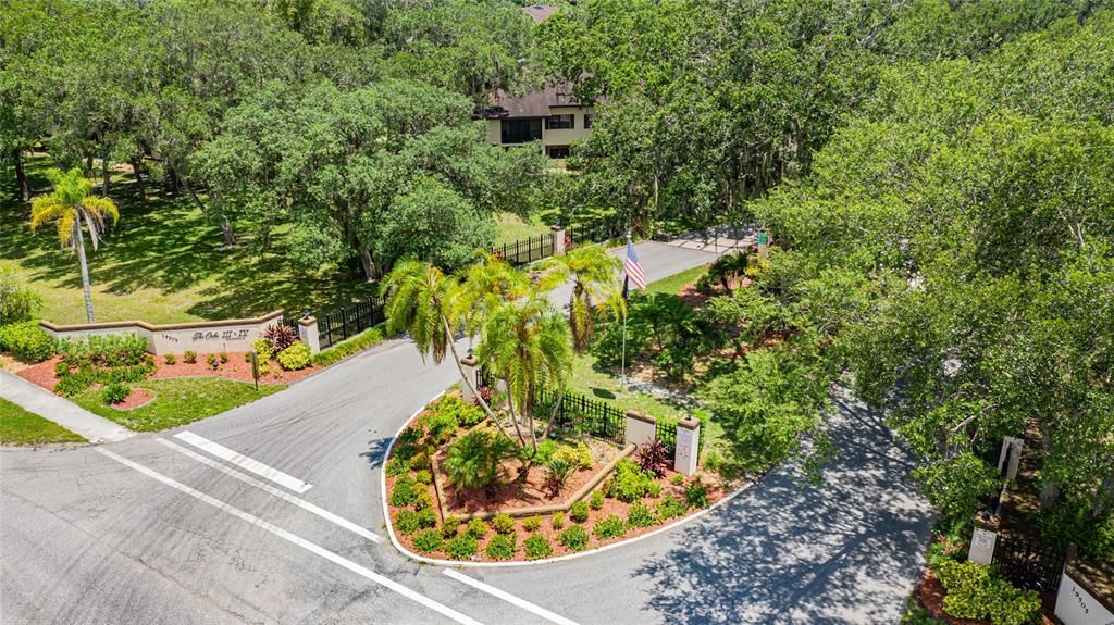 For Rent: $1,400 (2 beds, 2 baths, 838 Square Feet)