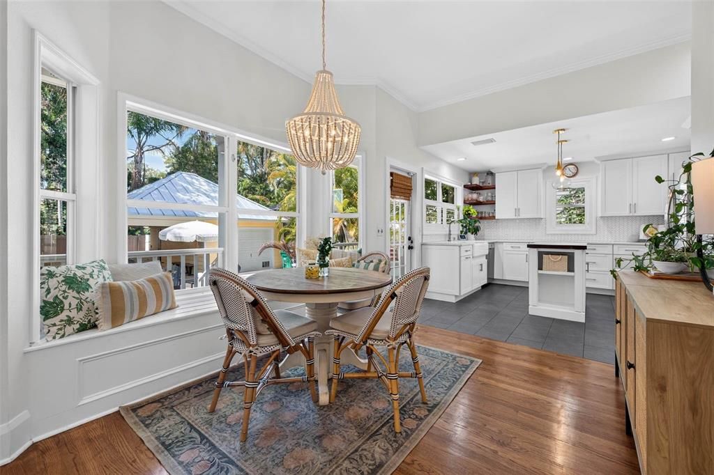 For Sale: $1,495,000 (4 beds, 3 baths, 2904 Square Feet)