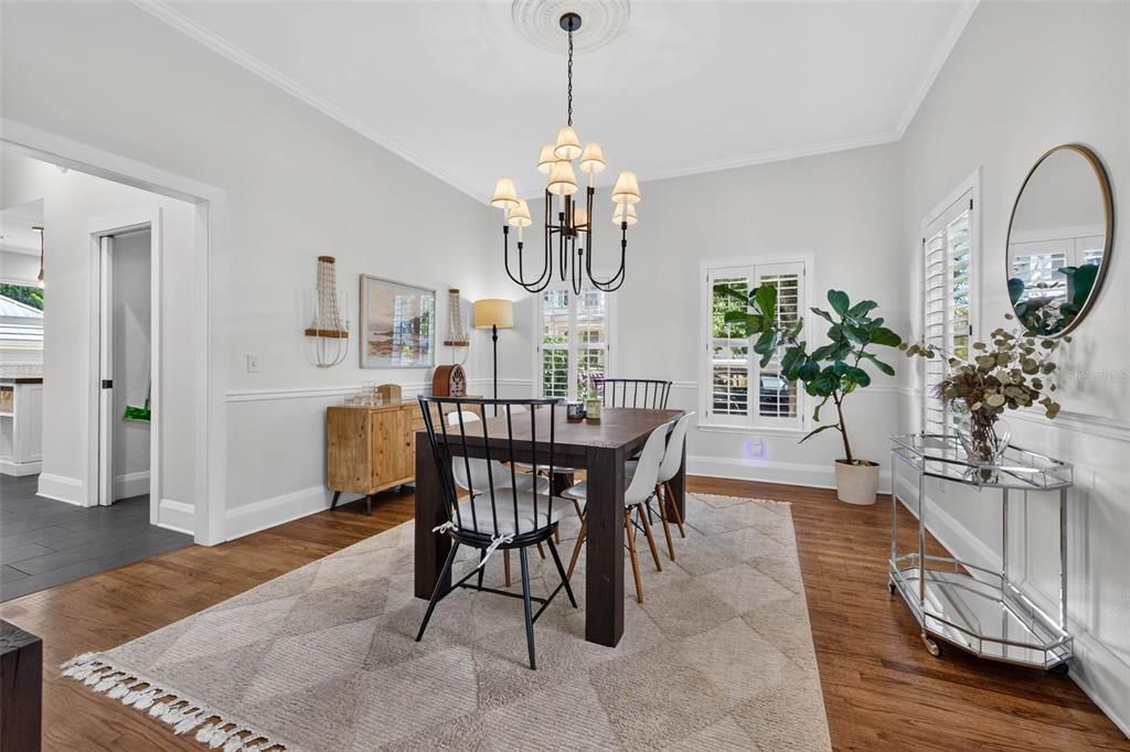 For Sale: $1,495,000 (4 beds, 3 baths, 2904 Square Feet)