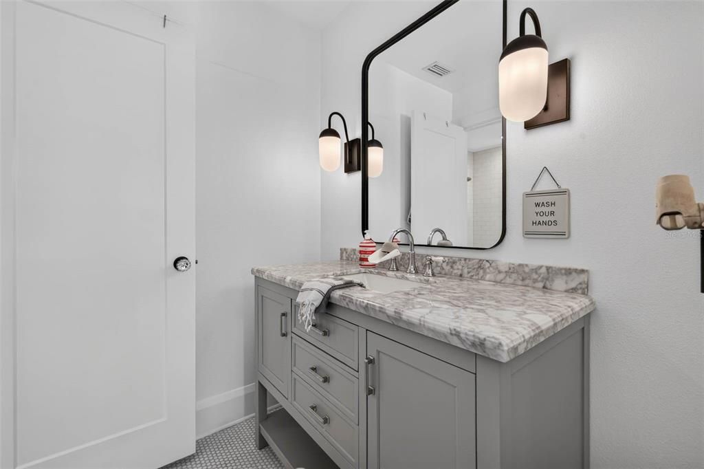 For Sale: $1,495,000 (4 beds, 3 baths, 2904 Square Feet)