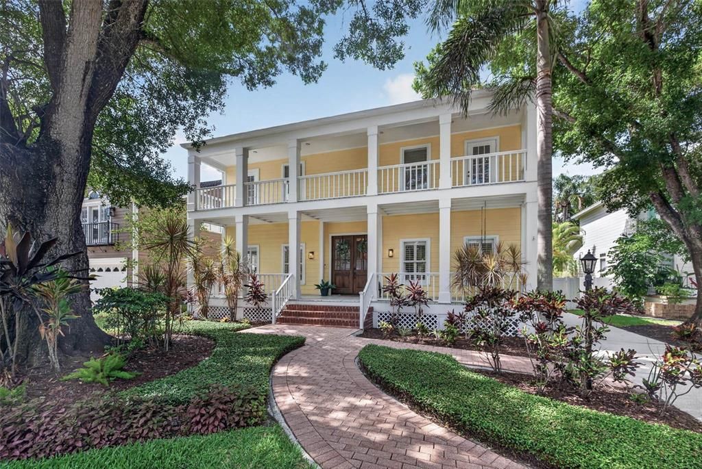 For Sale: $1,495,000 (4 beds, 3 baths, 2904 Square Feet)