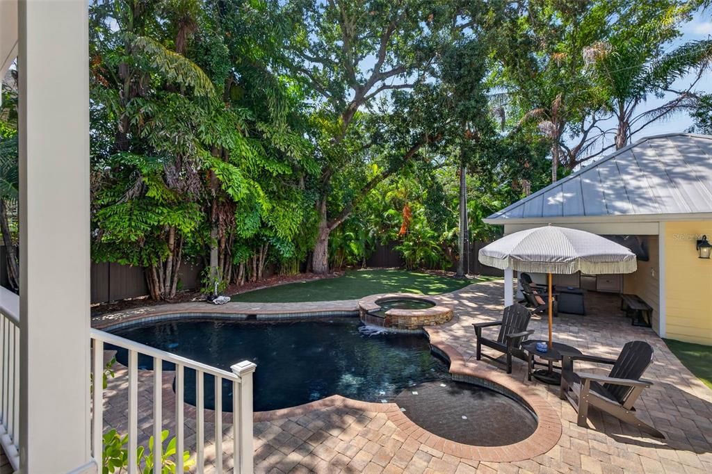 For Sale: $1,495,000 (4 beds, 3 baths, 2904 Square Feet)