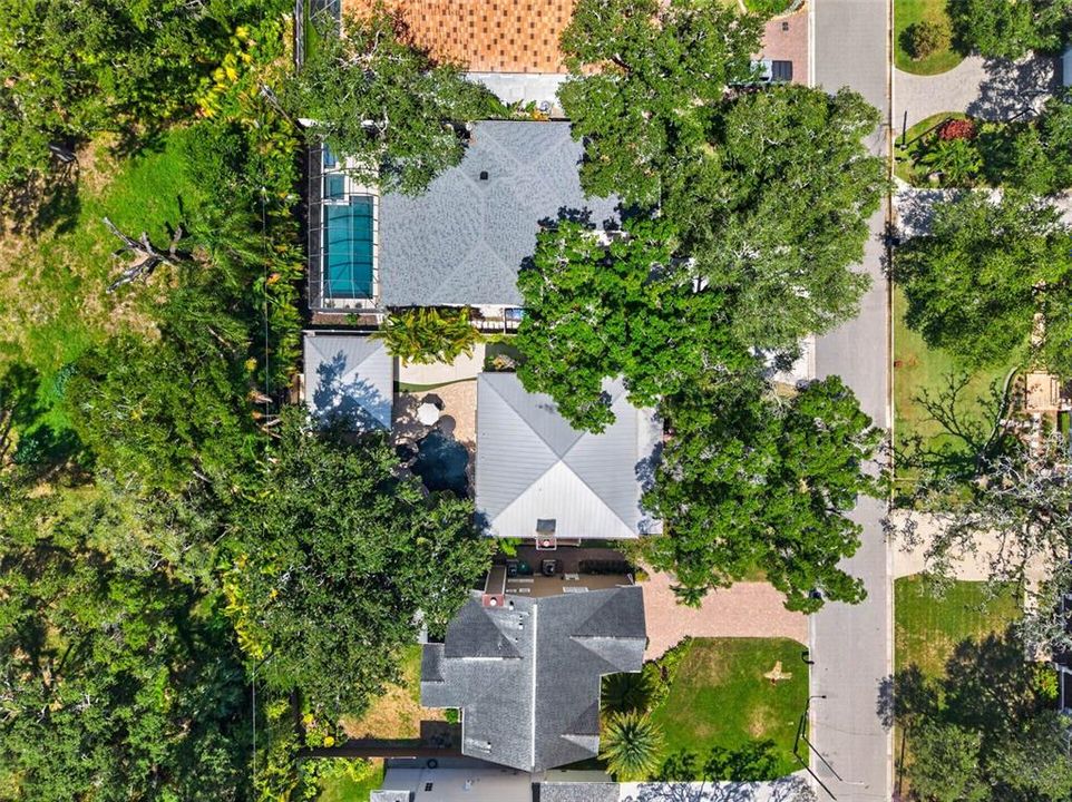 For Sale: $1,495,000 (4 beds, 3 baths, 2904 Square Feet)