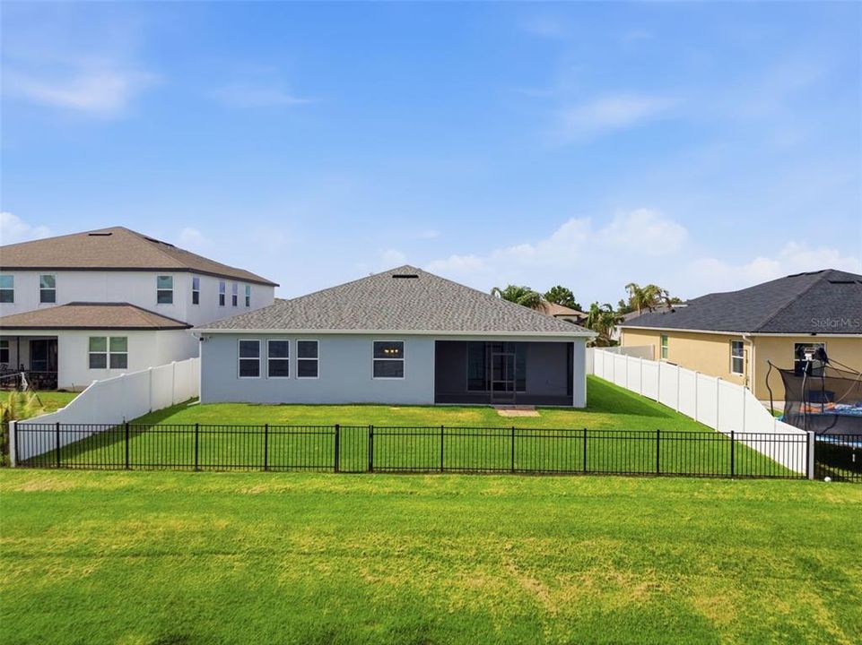 For Rent: $3,400 (4 beds, 3 baths, 2933 Square Feet)