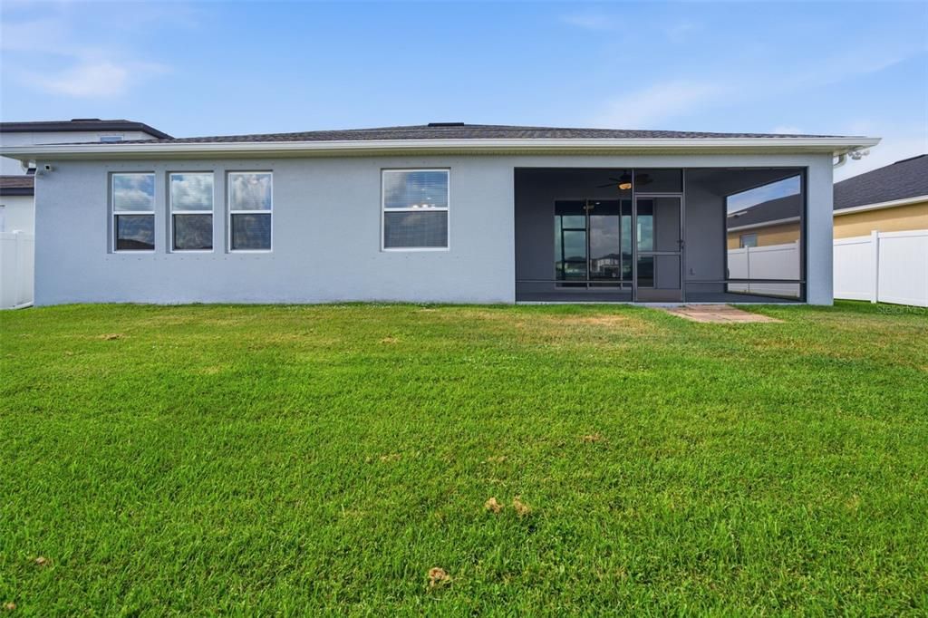 For Rent: $3,400 (4 beds, 3 baths, 2933 Square Feet)