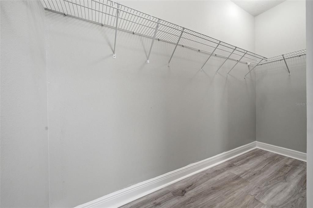 For Rent: $3,400 (4 beds, 3 baths, 2933 Square Feet)