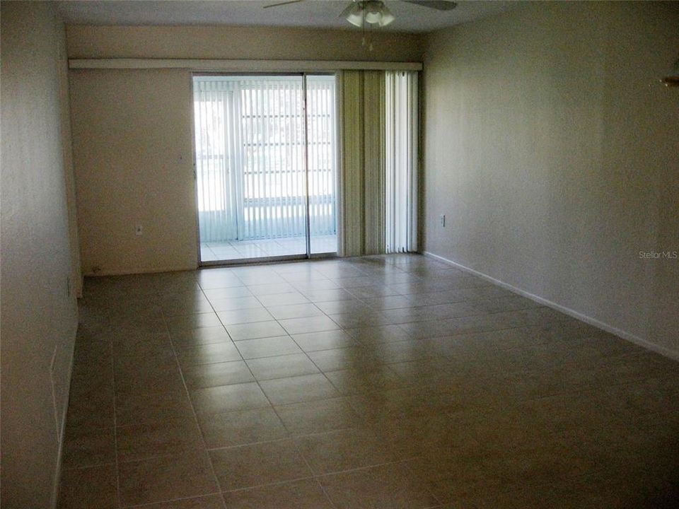 En Venta: $145,000 (2 camas, 2 baños, 935 Pies cuadrados)