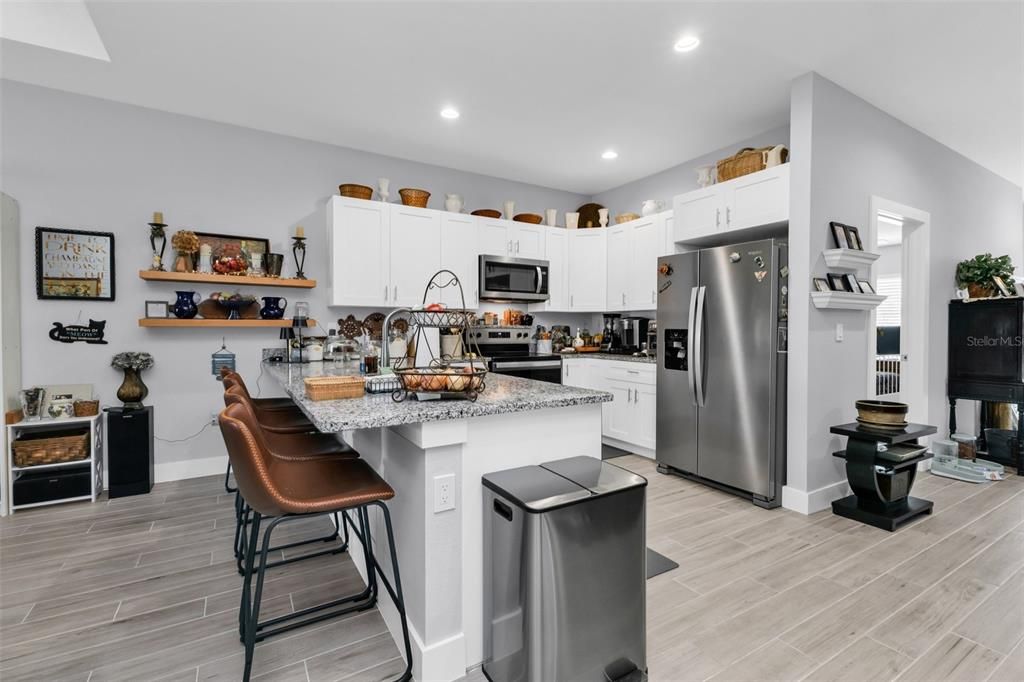 For Sale: $569,000 (6 beds, 0 baths, 2488 Square Feet)
