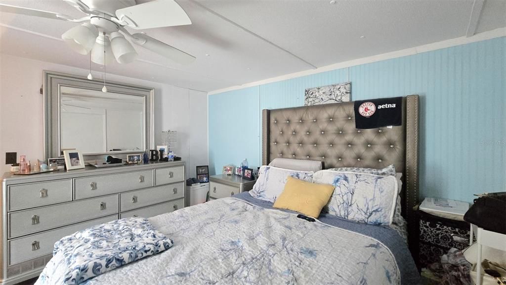 For Sale: $115,000 (2 beds, 1 baths, 798 Square Feet)