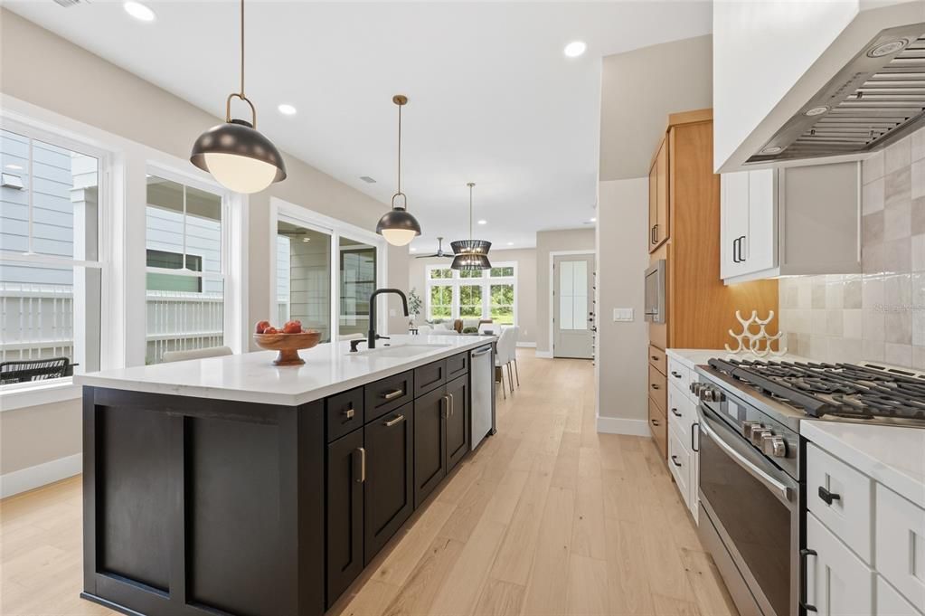 For Sale: $748,860 (4 beds, 3 baths, 2734 Square Feet)