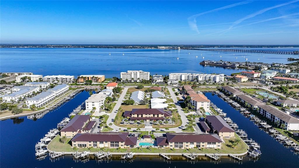 For Rent: $2,000 (3 beds, 2 baths, 1483 Square Feet)
