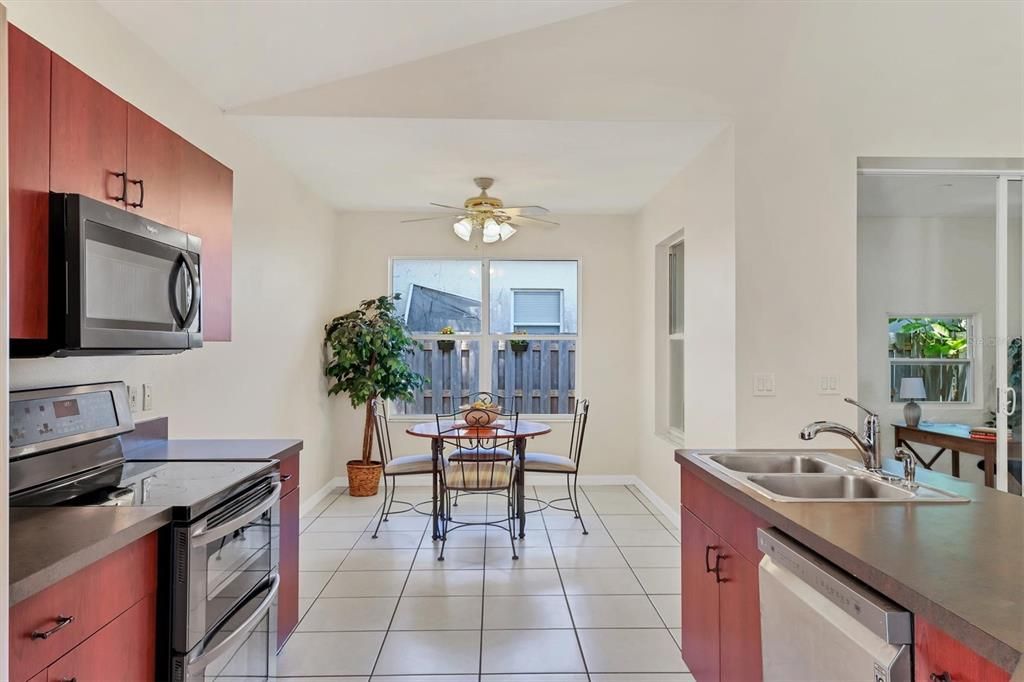 For Sale: $450,000 (3 beds, 2 baths, 1555 Square Feet)