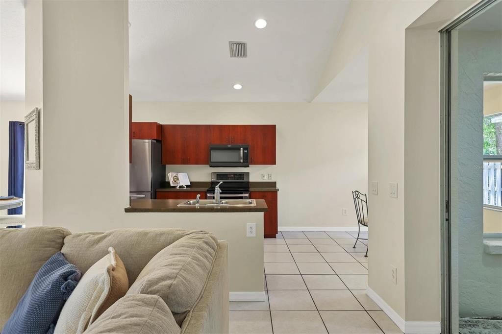 For Sale: $450,000 (3 beds, 2 baths, 1555 Square Feet)