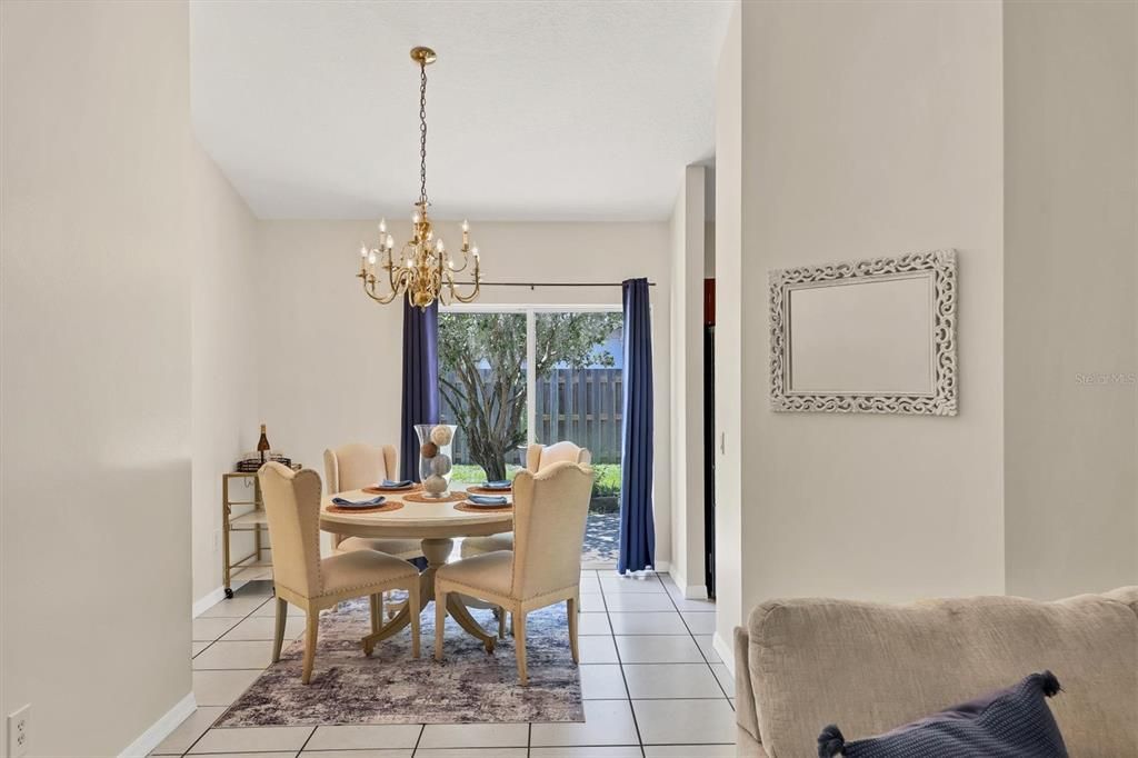 For Sale: $450,000 (3 beds, 2 baths, 1555 Square Feet)