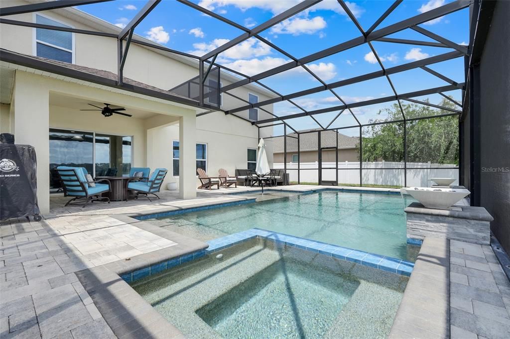 En Venta: $660,000 (5 camas, 3 baños, 3238 Pies cuadrados)