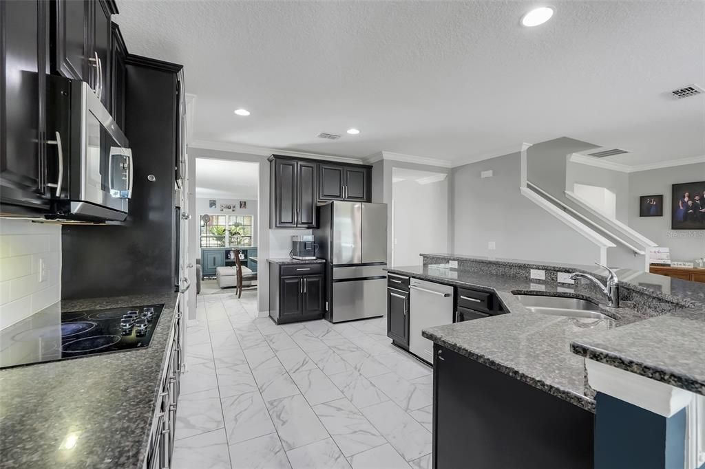En Venta: $660,000 (5 camas, 3 baños, 3238 Pies cuadrados)
