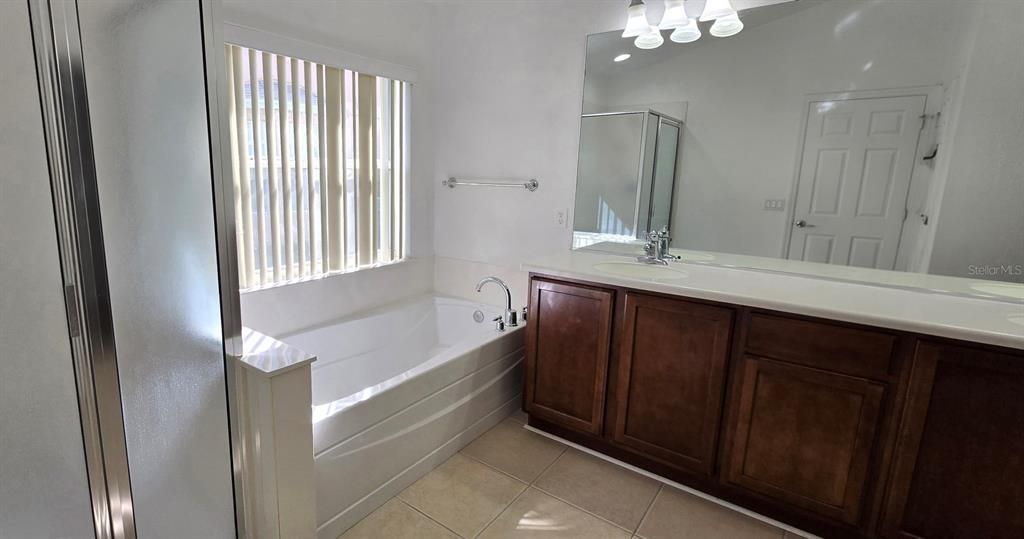 В аренду: $1,900 (3 спален, 2 ванн, 2190 Квадратных фут)