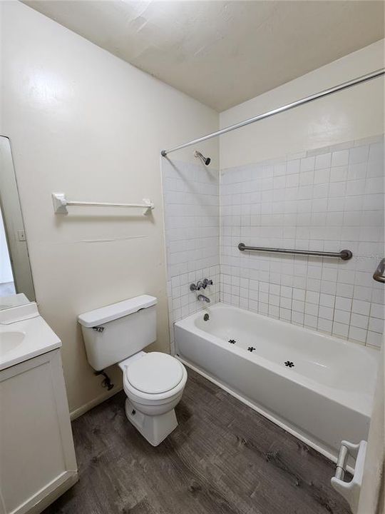 For Rent: $725 (1 beds, 1 baths, 600 Square Feet)