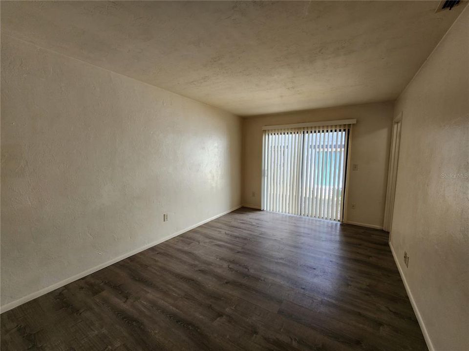 For Rent: $725 (1 beds, 1 baths, 600 Square Feet)