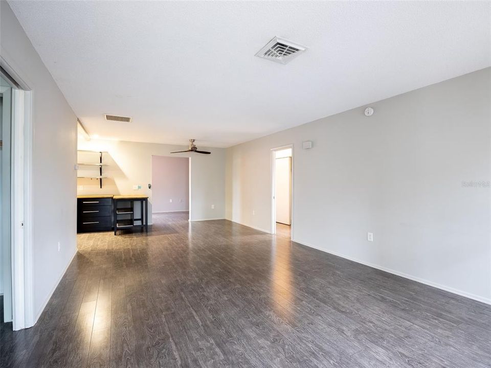 En Venta: $299,000 (3 camas, 2 baños, 1413 Pies cuadrados)