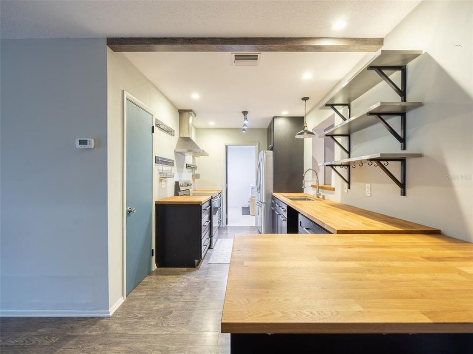 En Venta: $299,000 (3 camas, 2 baños, 1413 Pies cuadrados)