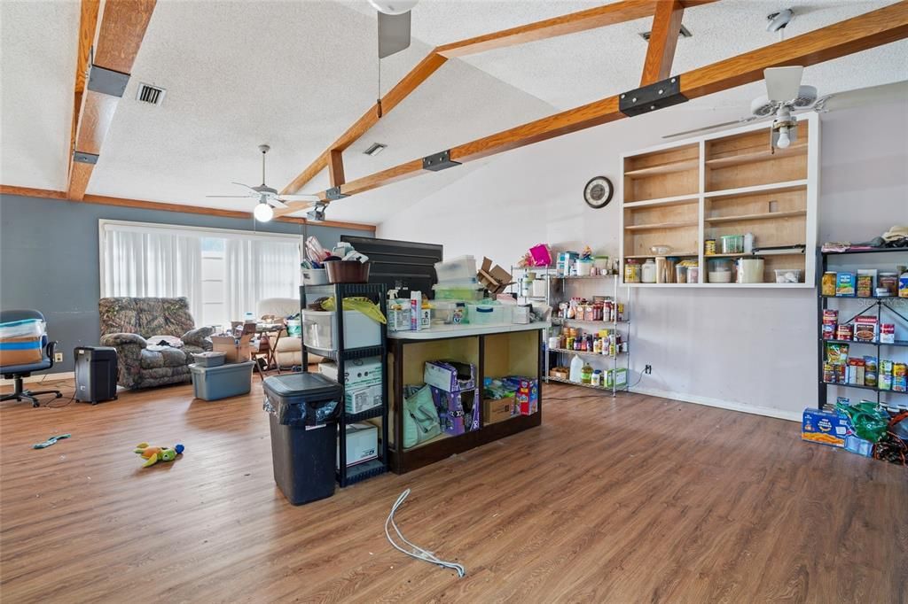 For Sale: $650,000 (4 beds, 3 baths, 2280 Square Feet)
