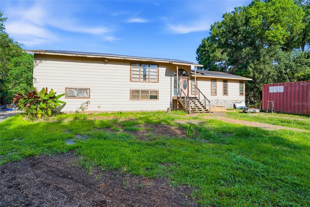 For Sale: $650,000 (4 beds, 3 baths, 2280 Square Feet)