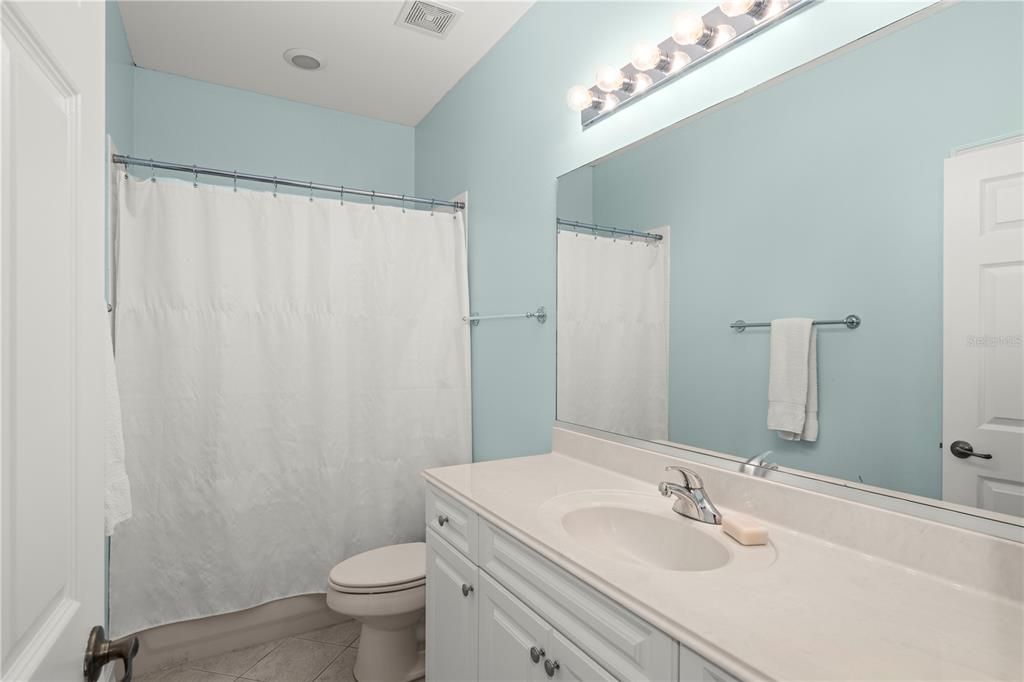For Sale: $660,000 (3 beds, 2 baths, 1818 Square Feet)