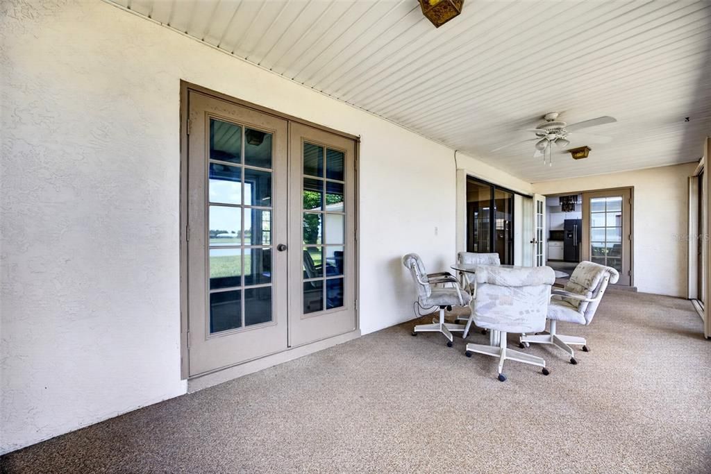 For Sale: $319,900 (3 beds, 2 baths, 1834 Square Feet)